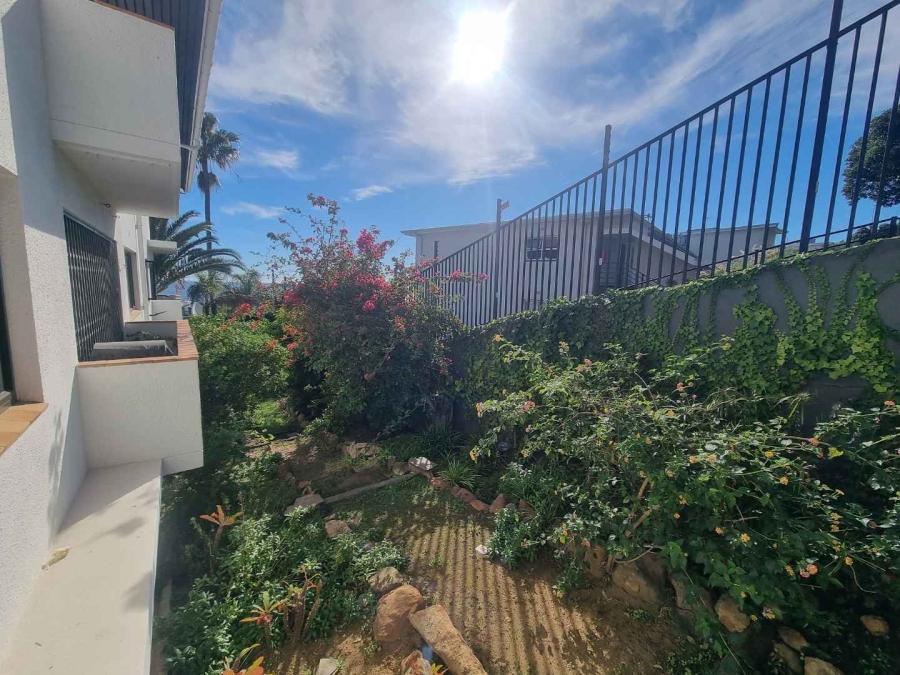 0 Bedroom Property for Sale in Sea Point Western Cape
